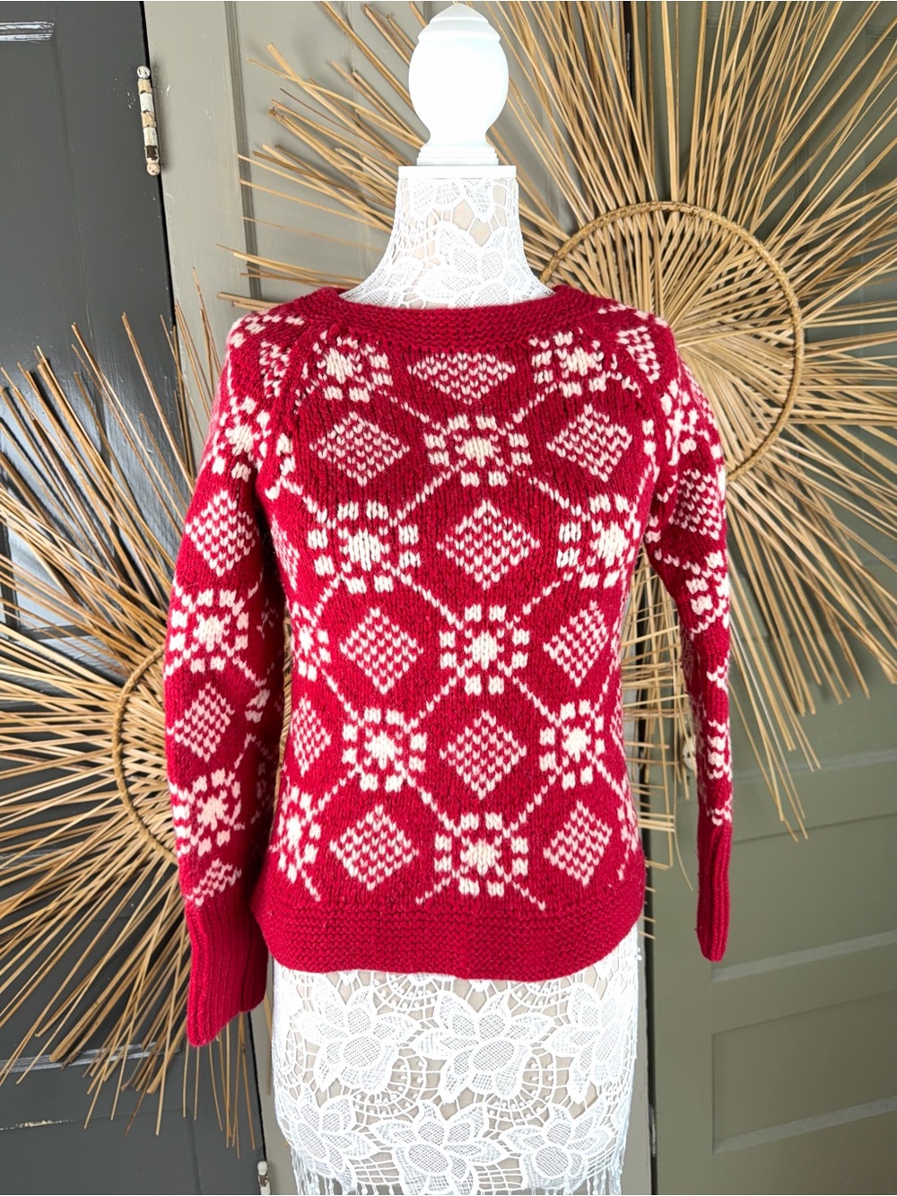 American Eagle Red White Hand Knit 100% Wool Chunky Knit Nordic Sweater XS